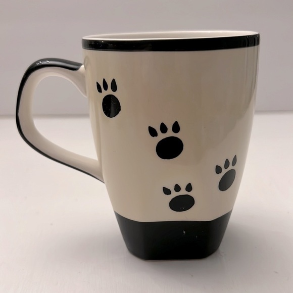 Hues N Brews MCM Cat Design with Paws Coffee Tea Mug - Picture 3 of 6